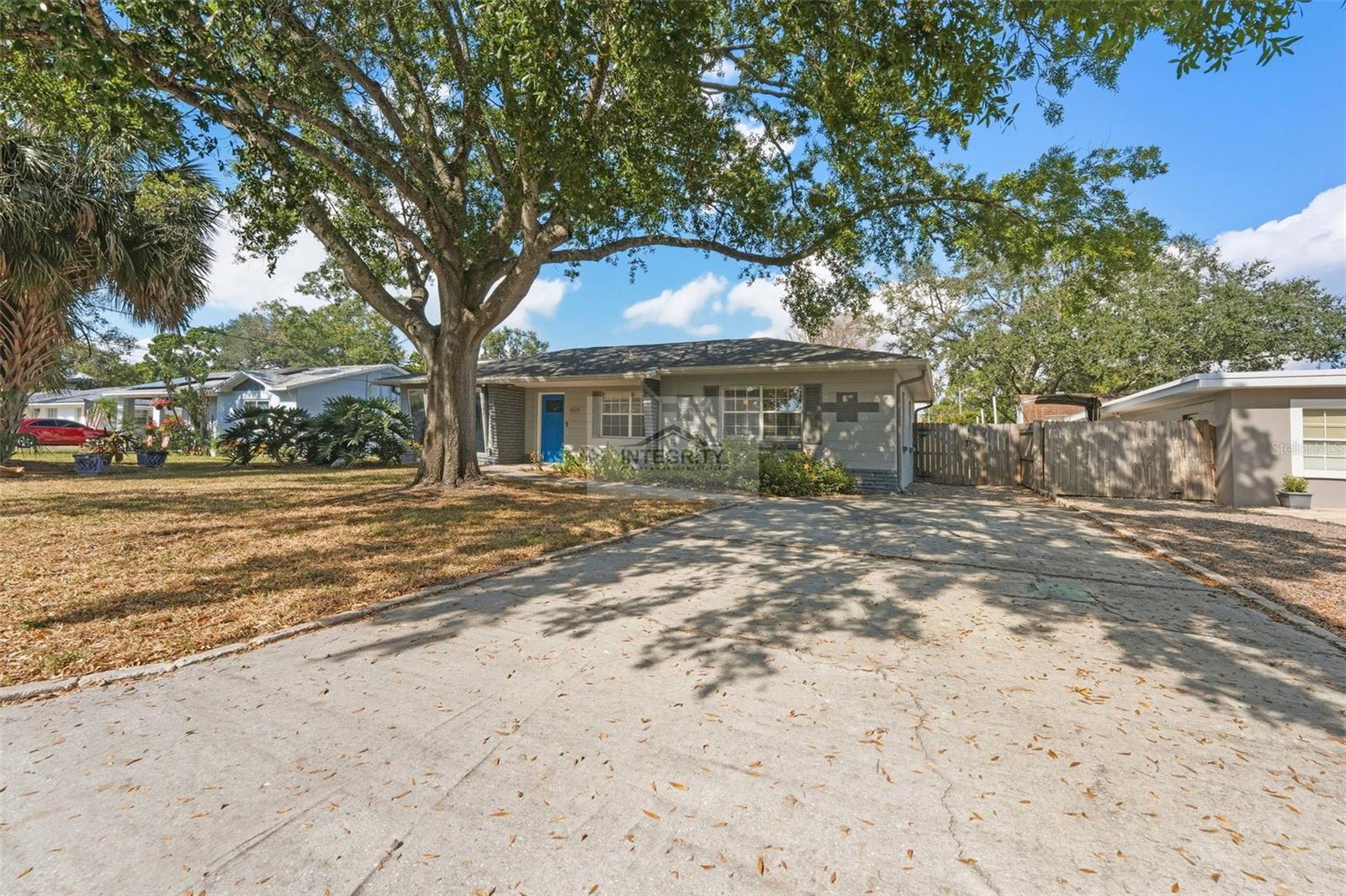 Image 2 of 35 For 4619 Bay Villa Avenue