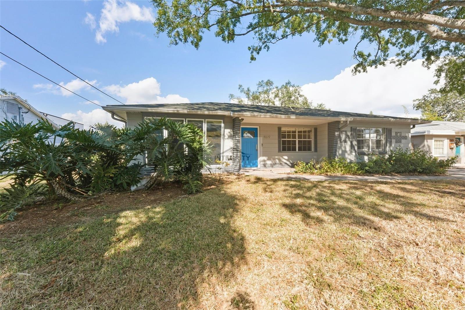 Image 3 of 35 For 4619 Bay Villa Avenue