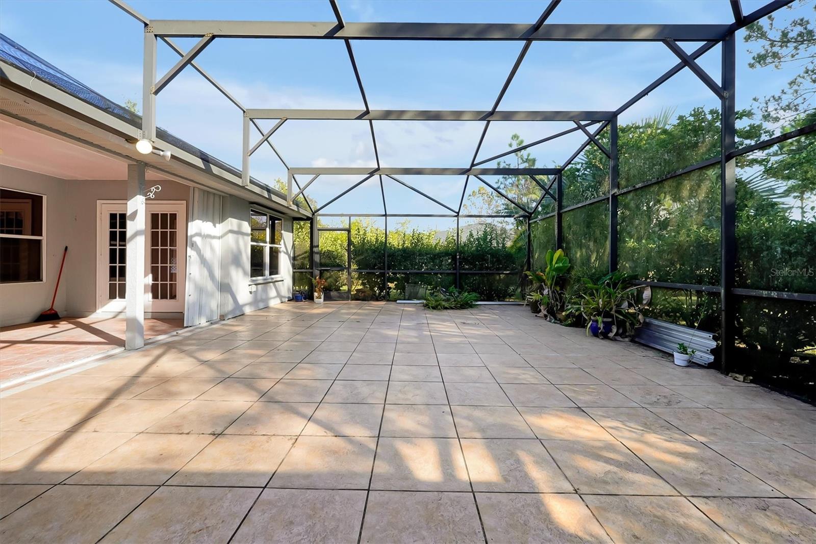 Image 22 of 67 For 19814 Moorgate Street