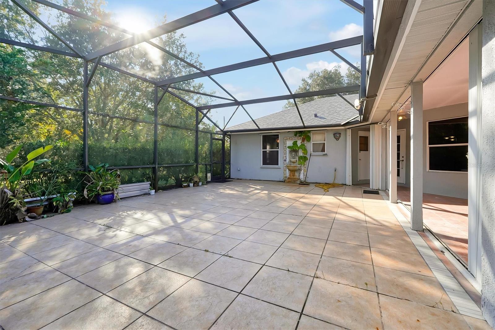 Image 24 of 67 For 19814 Moorgate Street