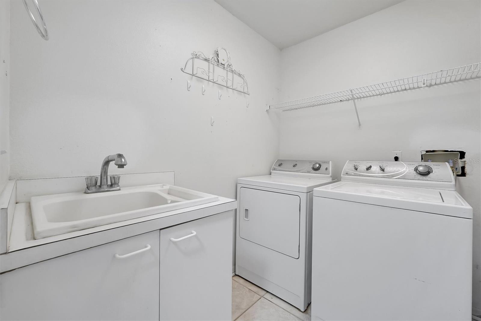 Image 43 of 67 For 19814 Moorgate Street