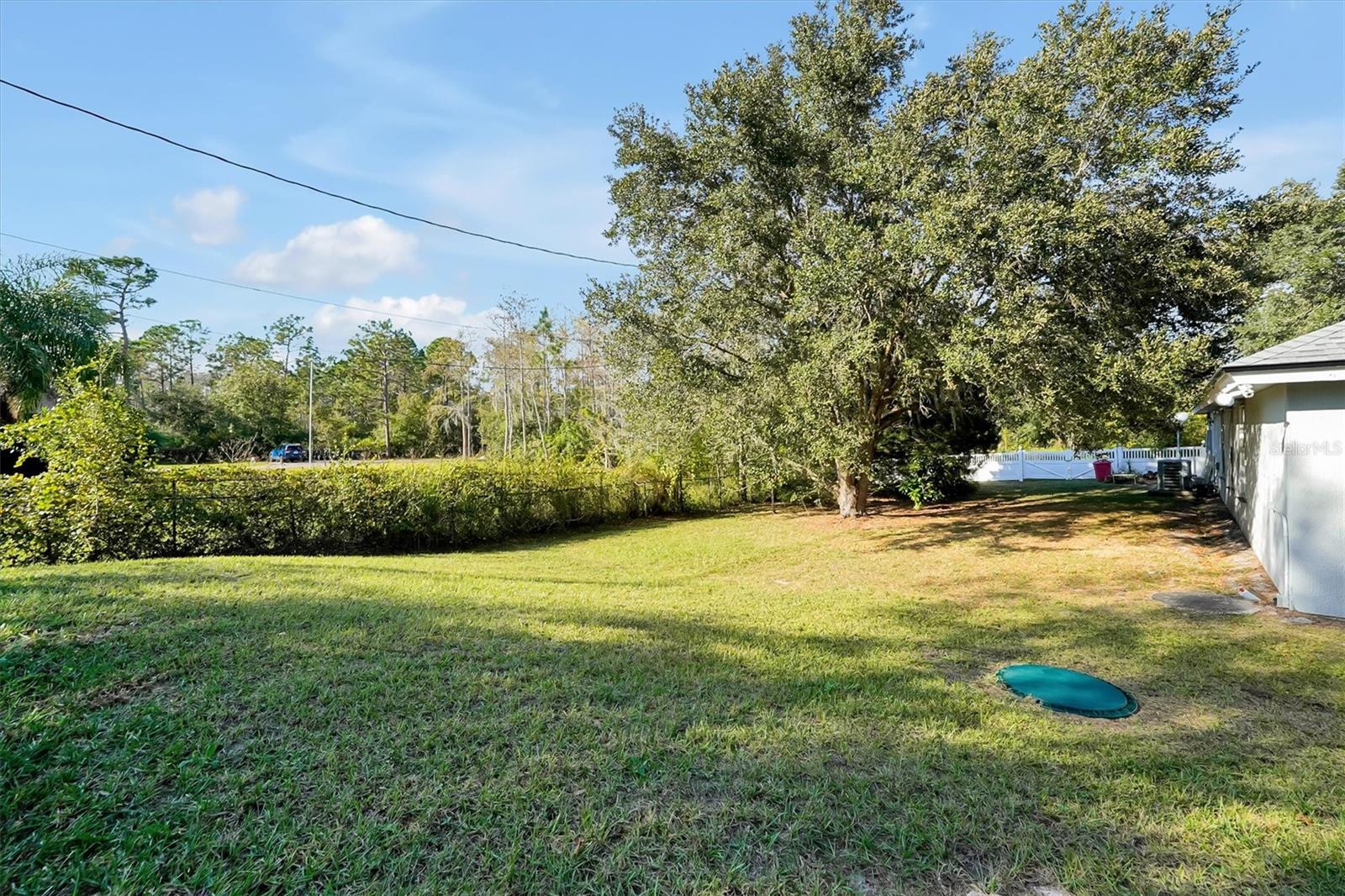 Image 47 of 67 For 19814 Moorgate Street