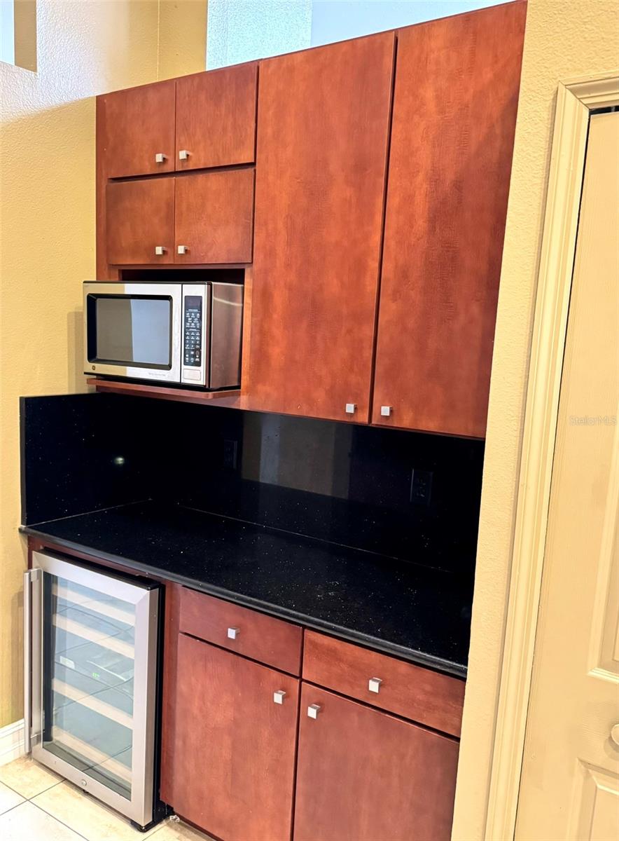 Image 6 of 67 For 19814 Moorgate Street