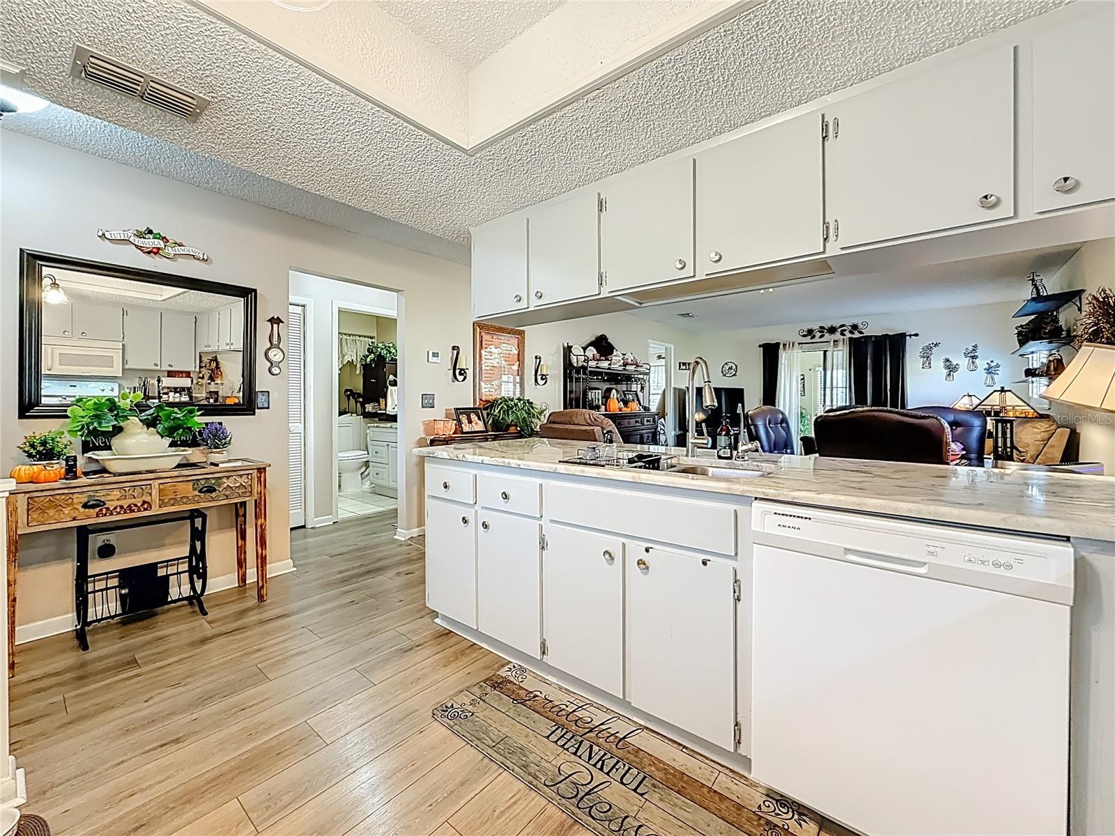 Image 10 of 37 For 38225 Boxwood Drive 38225