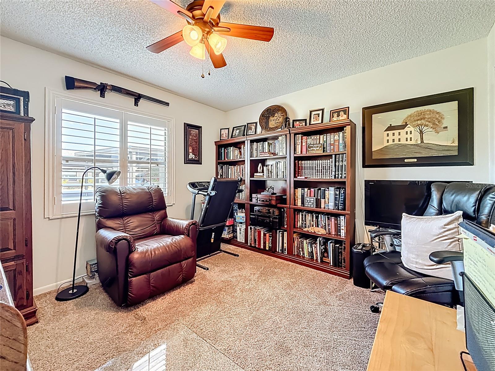 Image 15 of 37 For 38225 Boxwood Drive 38225