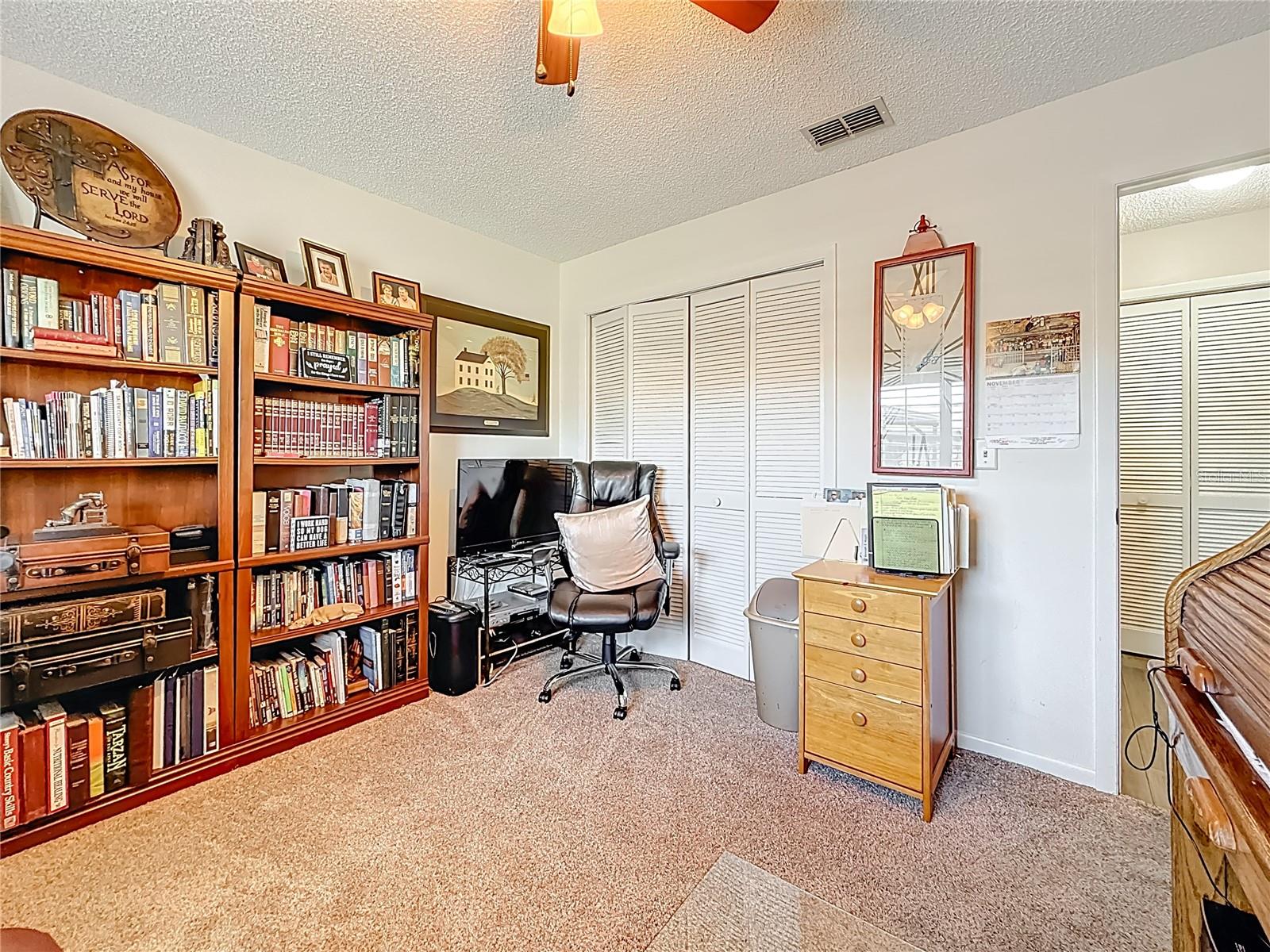 Image 16 of 37 For 38225 Boxwood Drive 38225