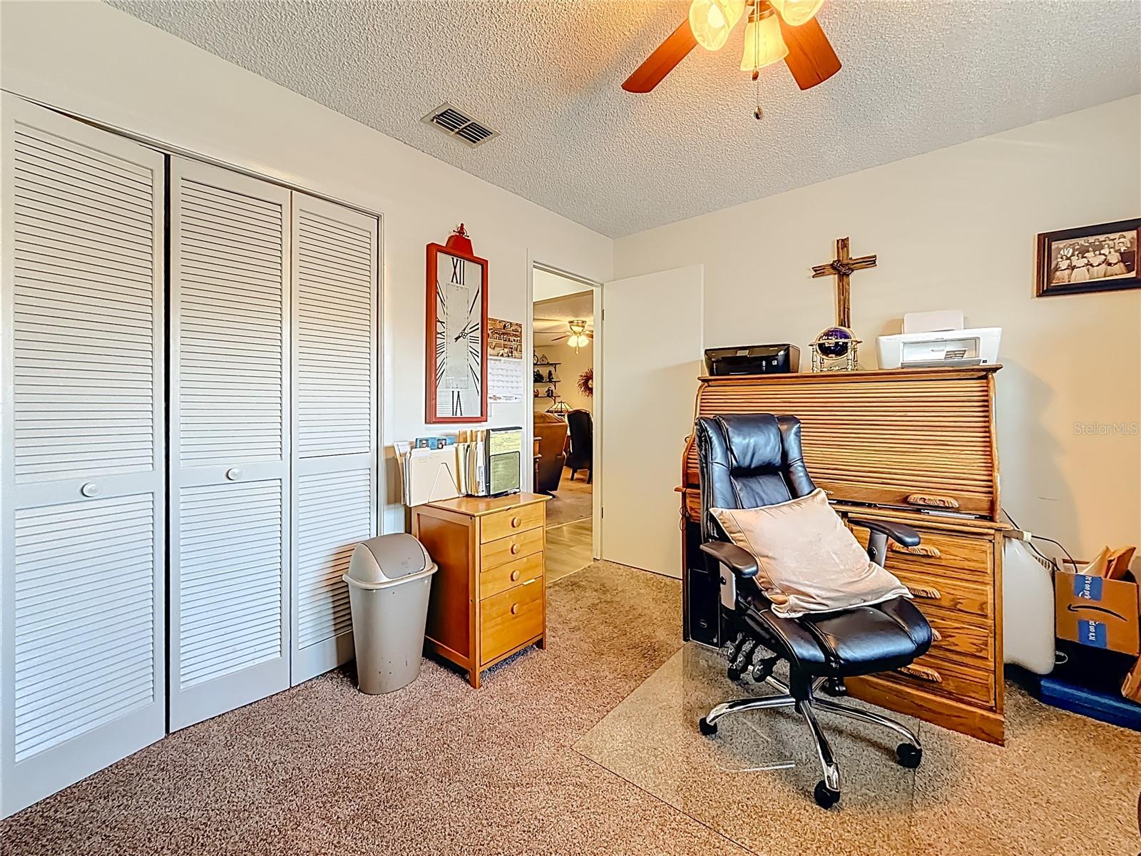 Image 17 of 37 For 38225 Boxwood Drive 38225