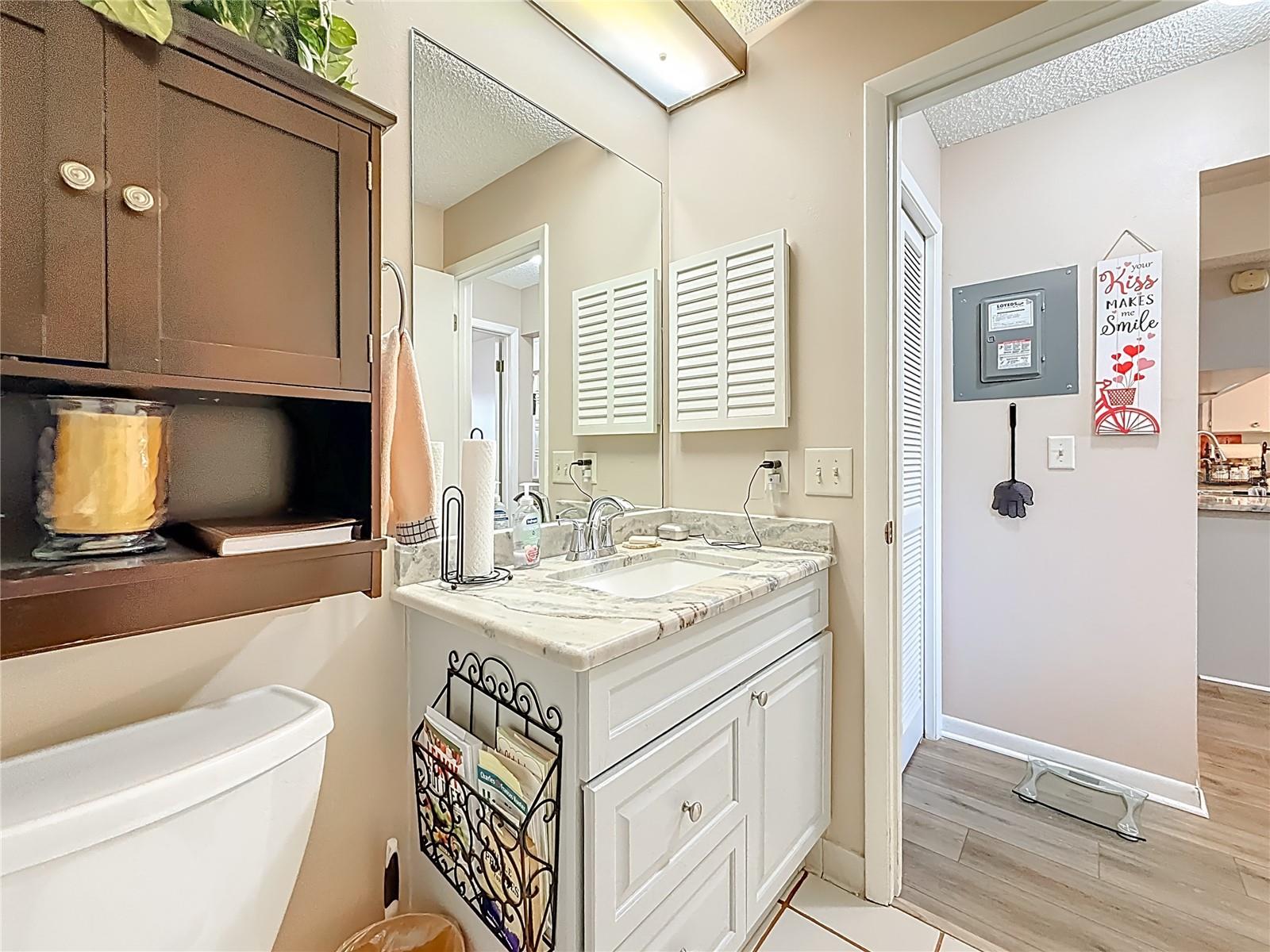 Image 21 of 37 For 38225 Boxwood Drive 38225