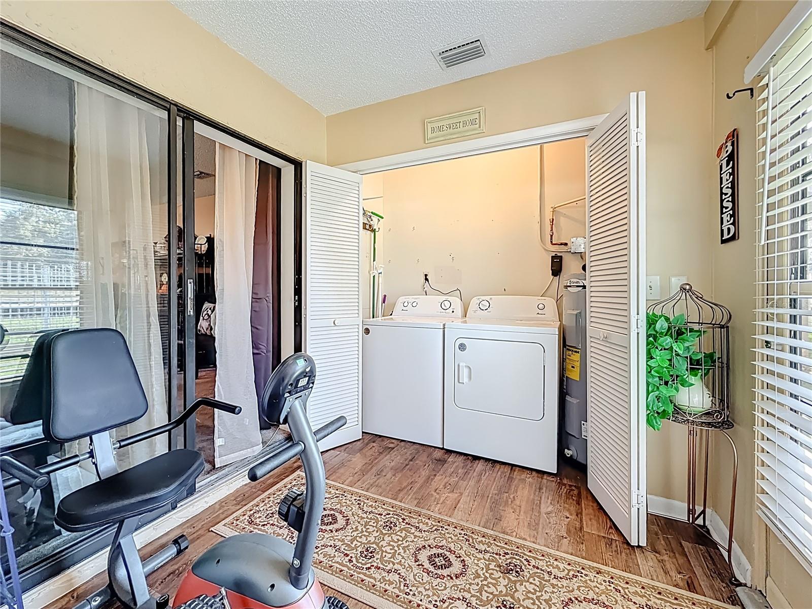 Image 28 of 37 For 38225 Boxwood Drive 38225