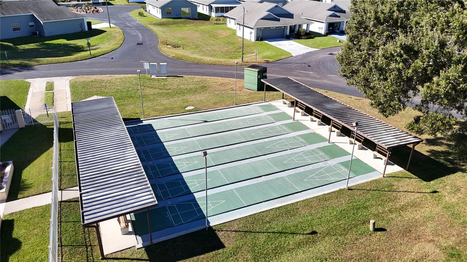 Image 33 of 37 For 38225 Boxwood Drive 38225