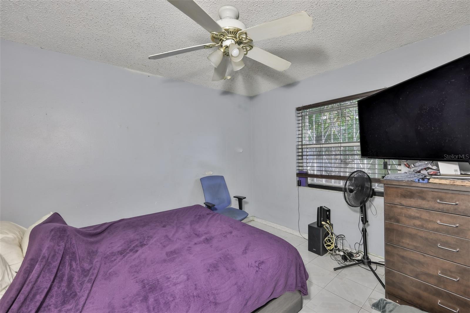 Listing photo id 10 for 3901 Clearfield Avenue