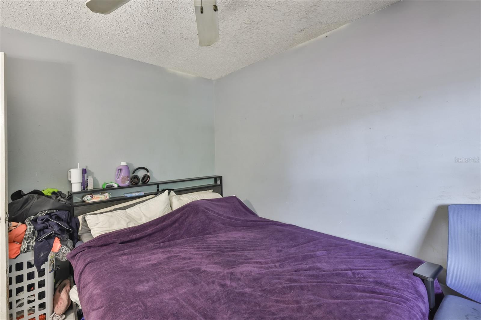 Listing photo id 11 for 3901 Clearfield Avenue