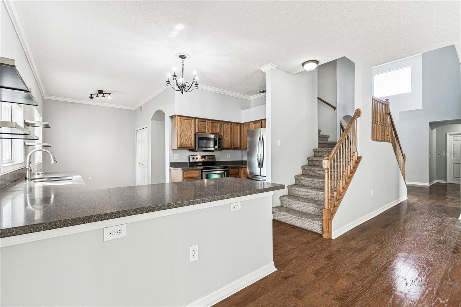 Image 21 of 72 For 395 Wingate Circle