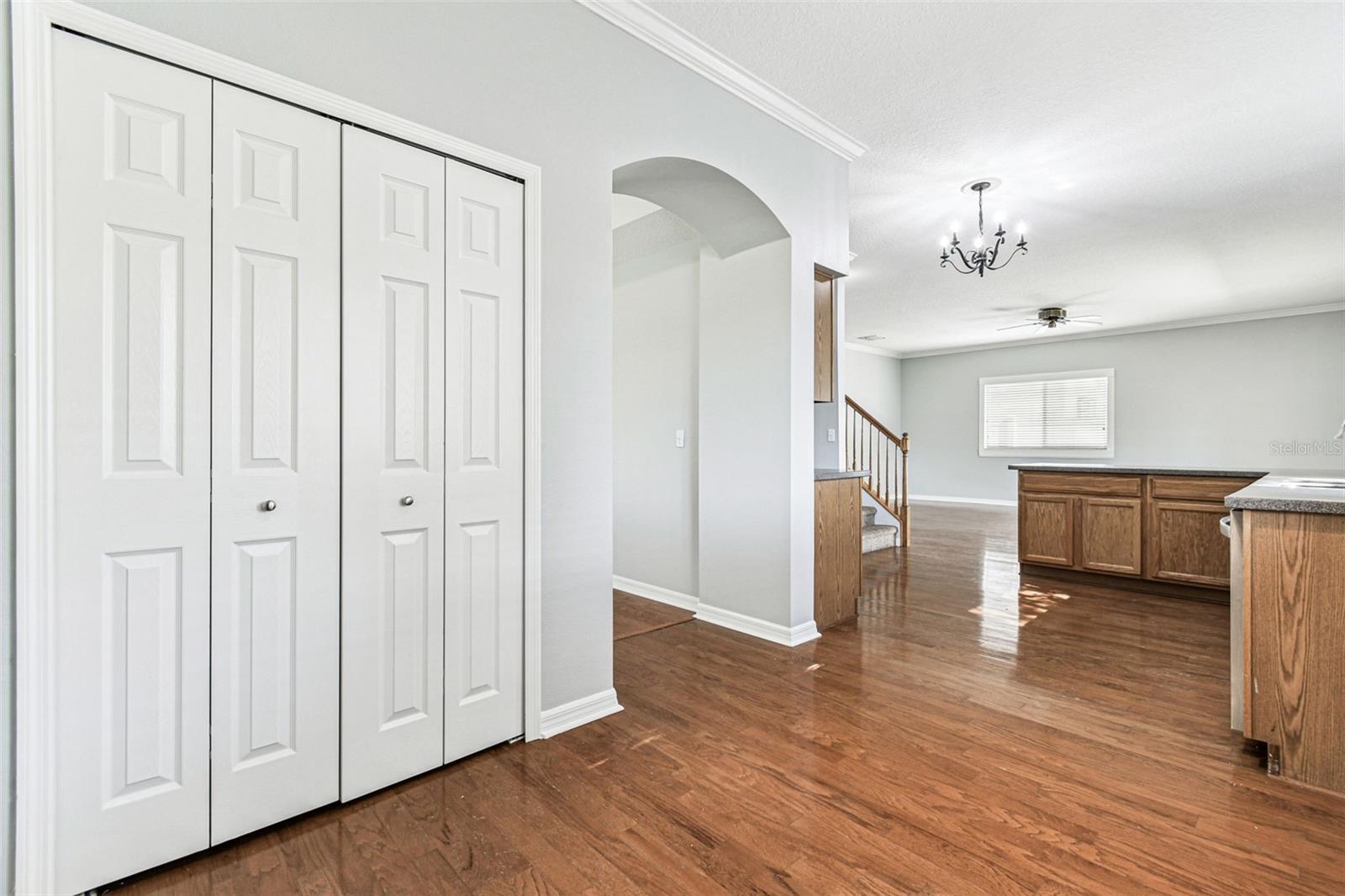 Image 28 of 72 For 395 Wingate Circle