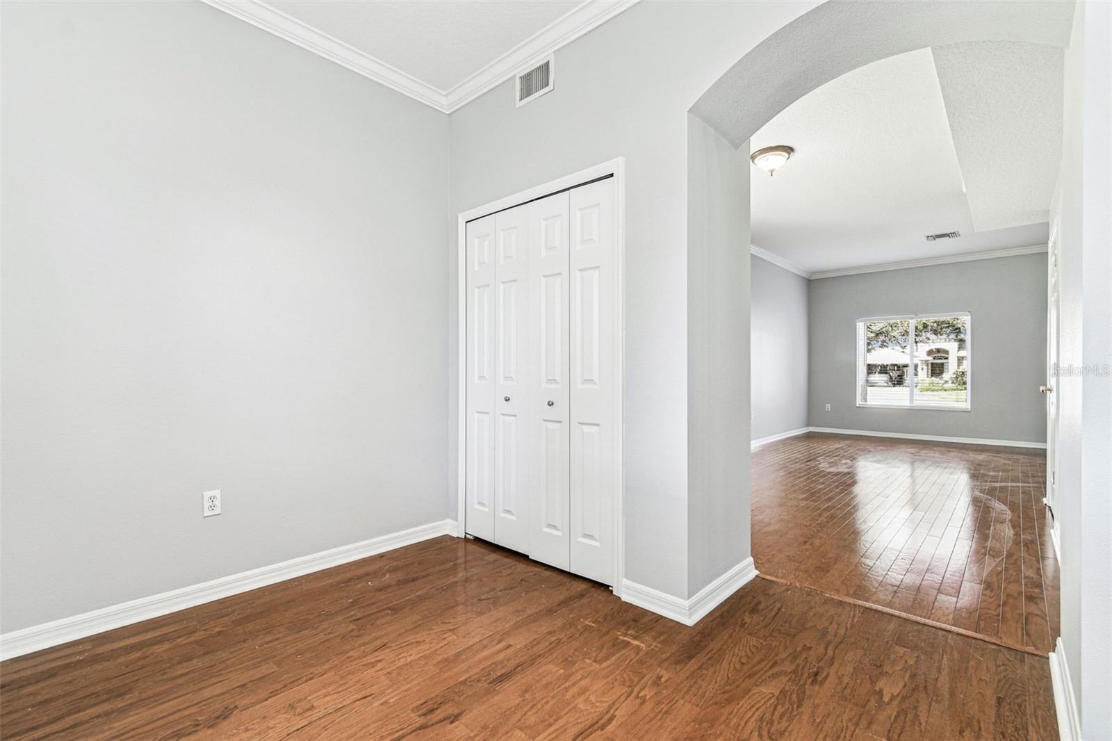 Image 30 of 72 For 395 Wingate Circle