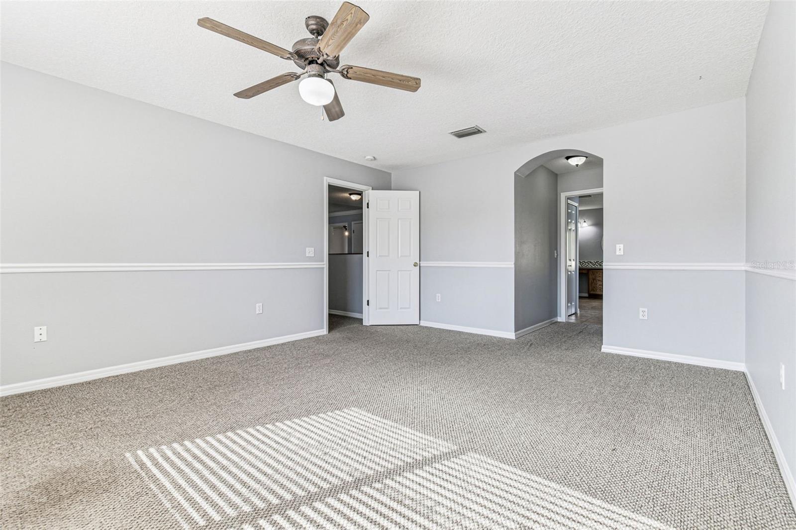 Image 36 of 72 For 395 Wingate Circle