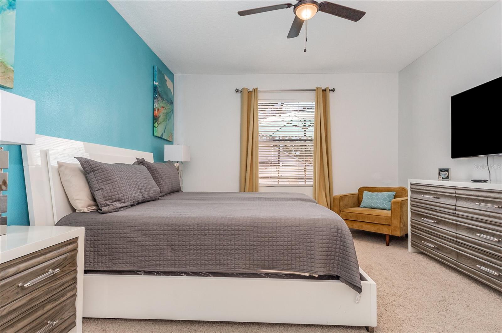 Image 20 of 30 For 456 Knollwood Drive