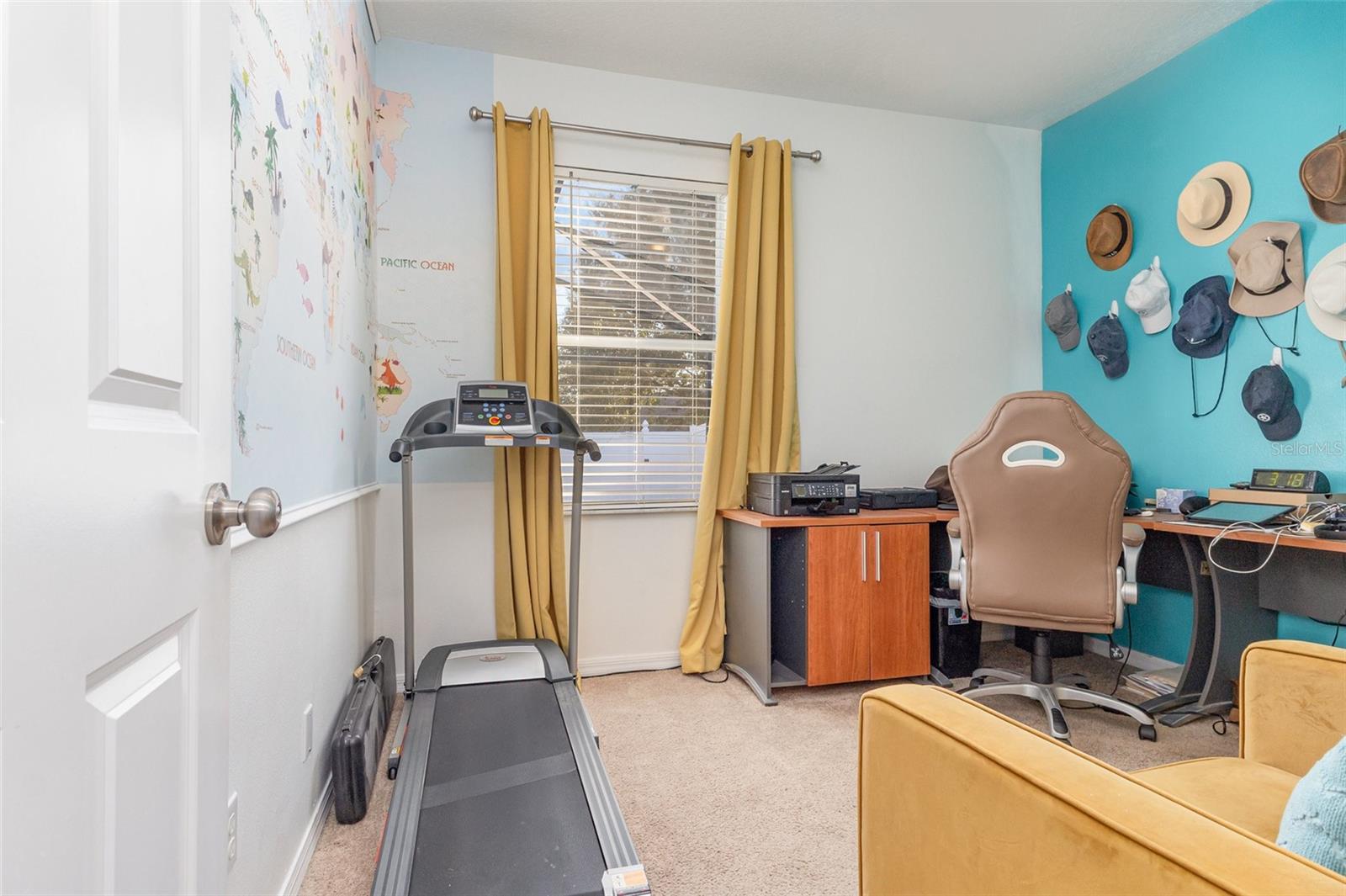 Image 23 of 30 For 456 Knollwood Drive