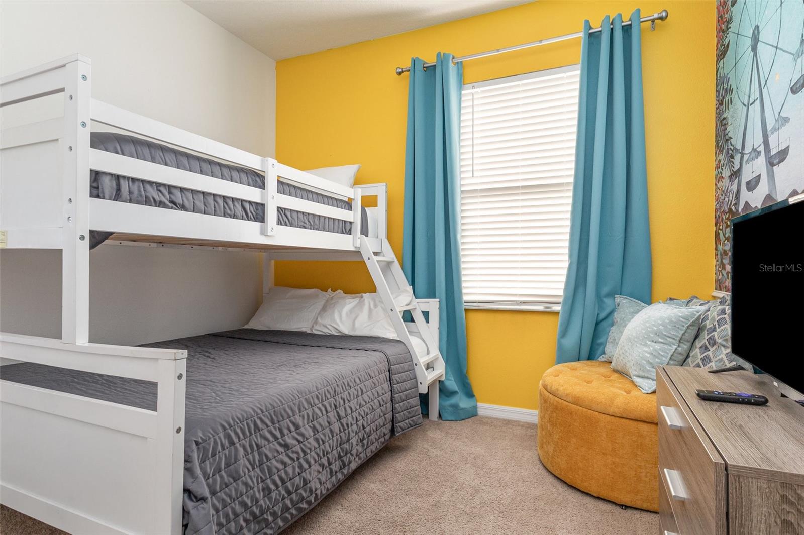 Image 24 of 30 For 456 Knollwood Drive