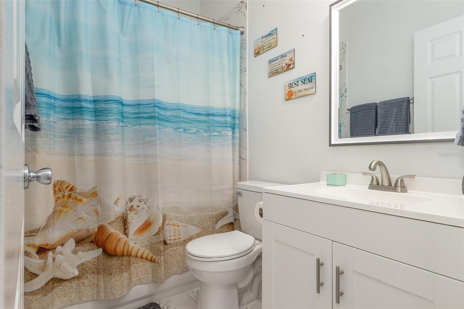 Image 26 of 30 For 456 Knollwood Drive