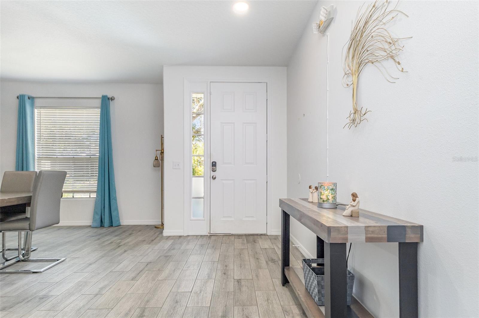 Image 3 of 30 For 456 Knollwood Drive