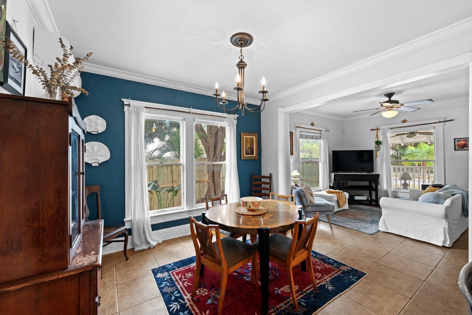 Image 10 of 32 For 1038 Crescent Lake Drive N