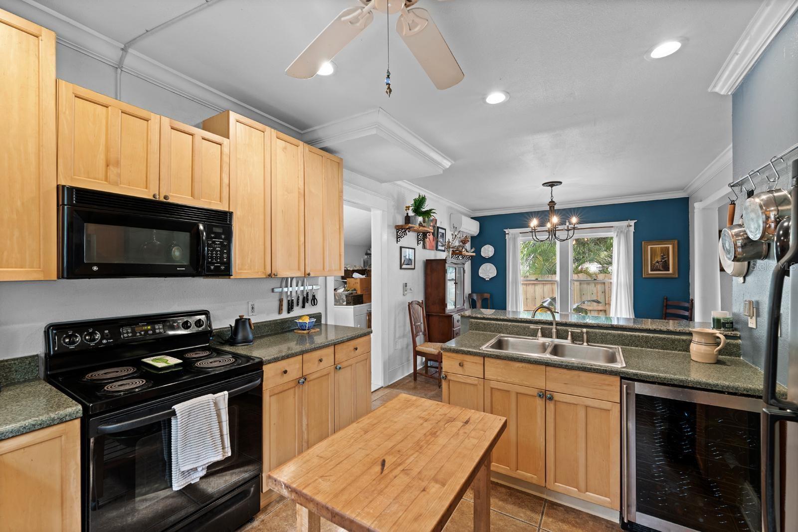 Image 13 of 32 For 1038 Crescent Lake Drive N