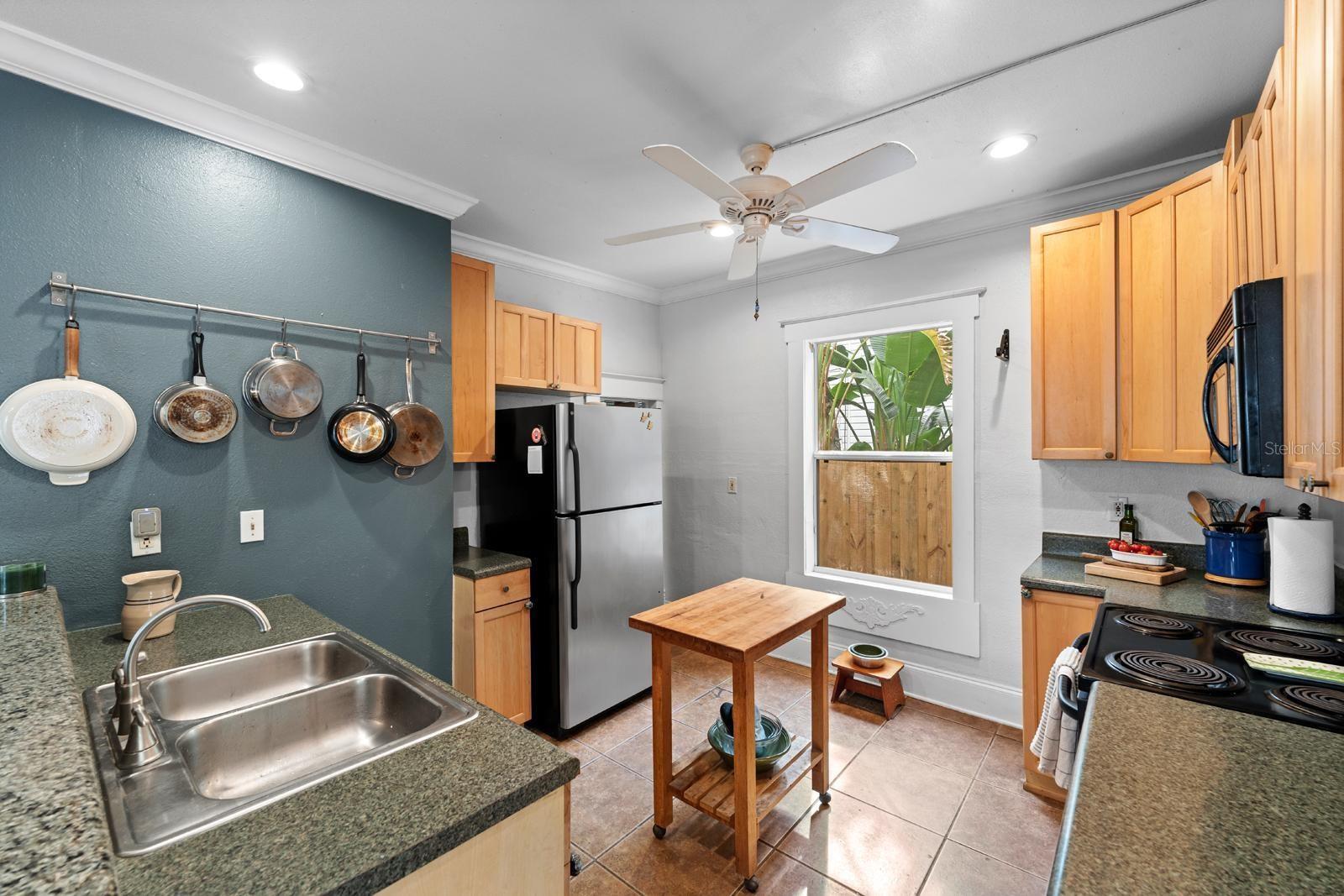 Image 14 of 32 For 1038 Crescent Lake Drive N