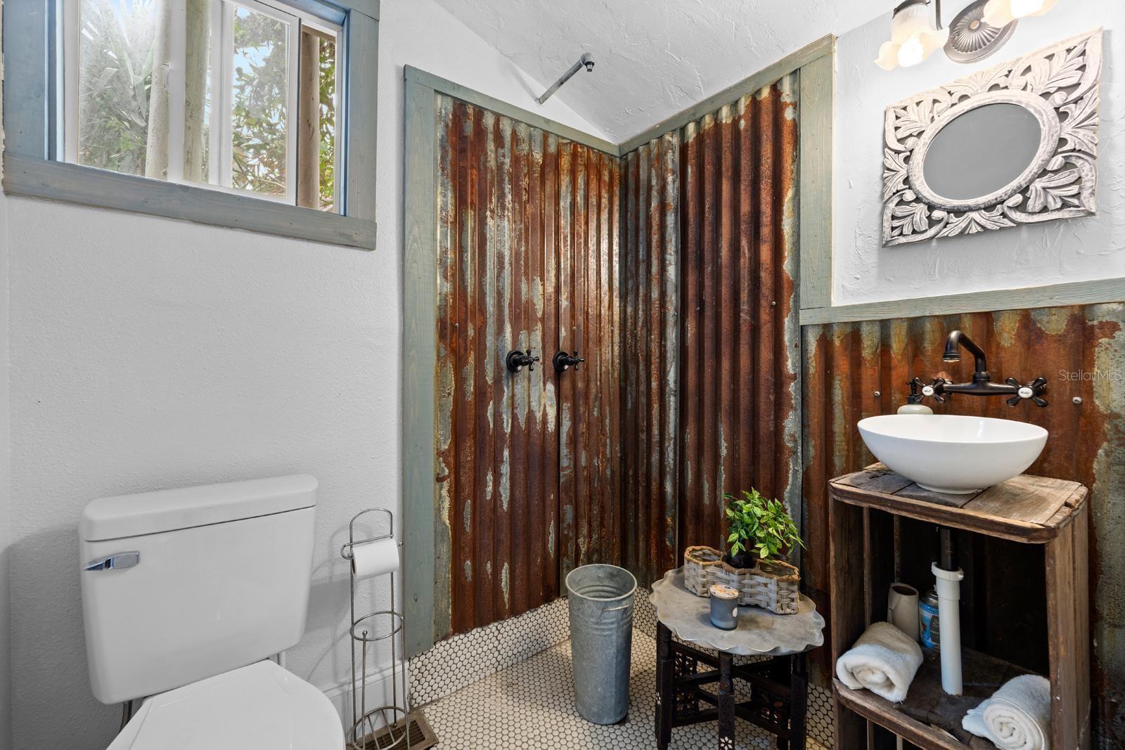 Image 21 of 32 For 1038 Crescent Lake Drive N