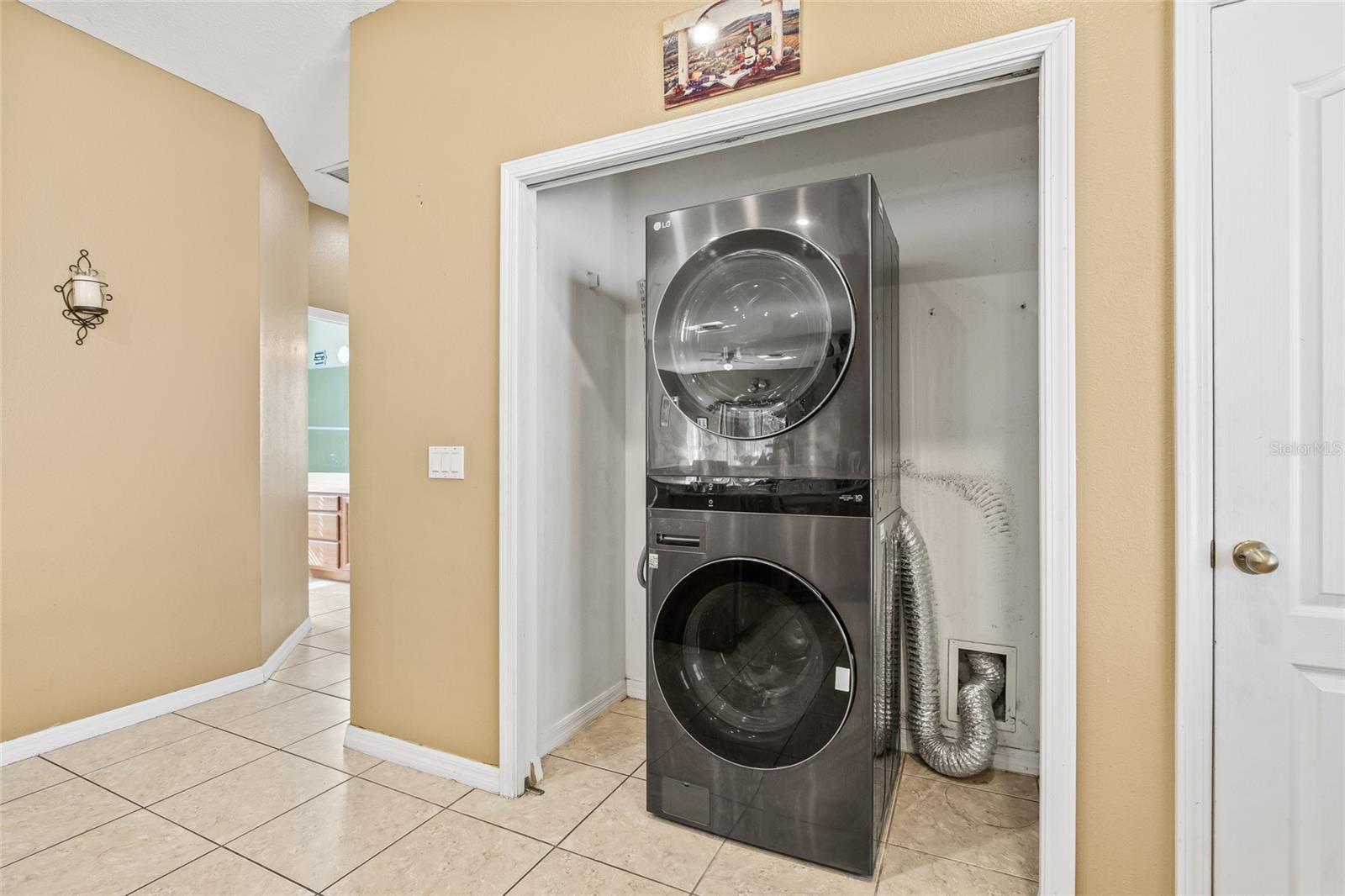 Image 19 of 51 For 1836 Atlantic Drive