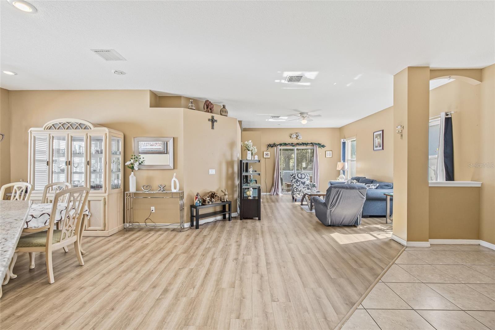 Image 22 of 51 For 1836 Atlantic Drive