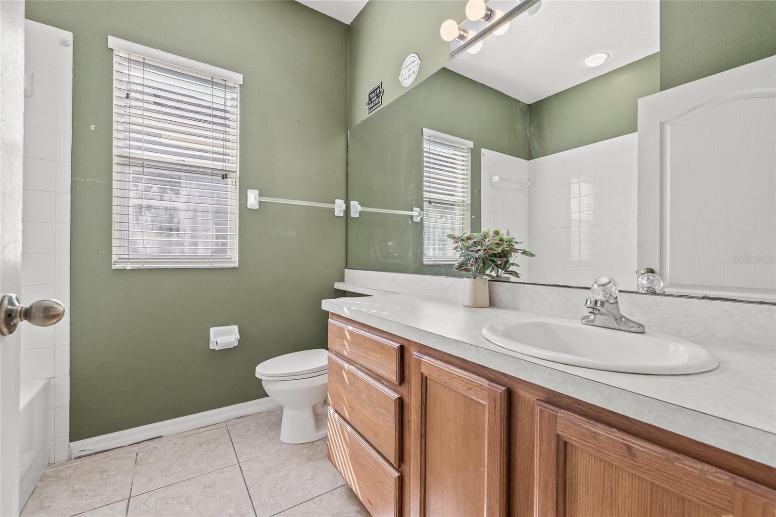 Image 32 of 51 For 1836 Atlantic Drive