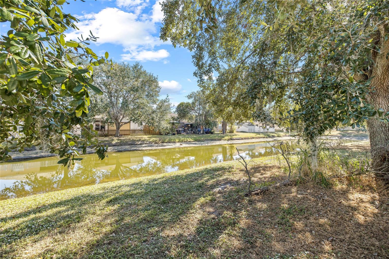 Image 42 of 51 For 1836 Atlantic Drive