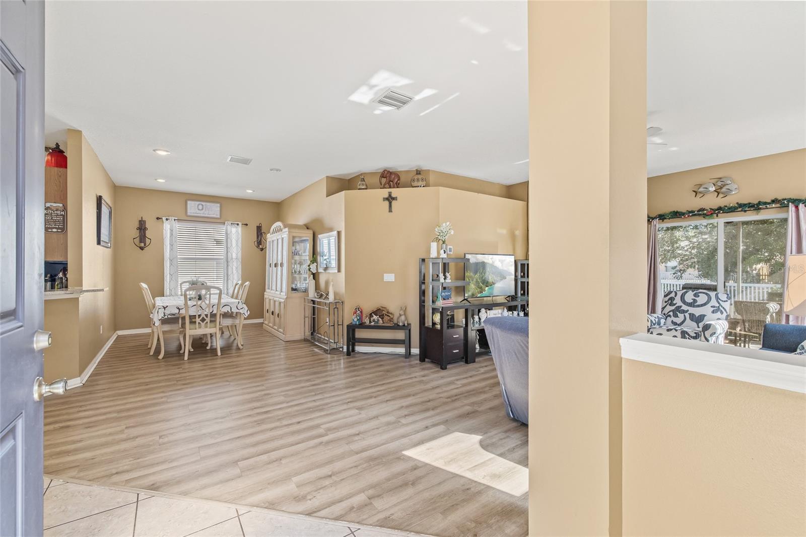 Image 7 of 51 For 1836 Atlantic Drive