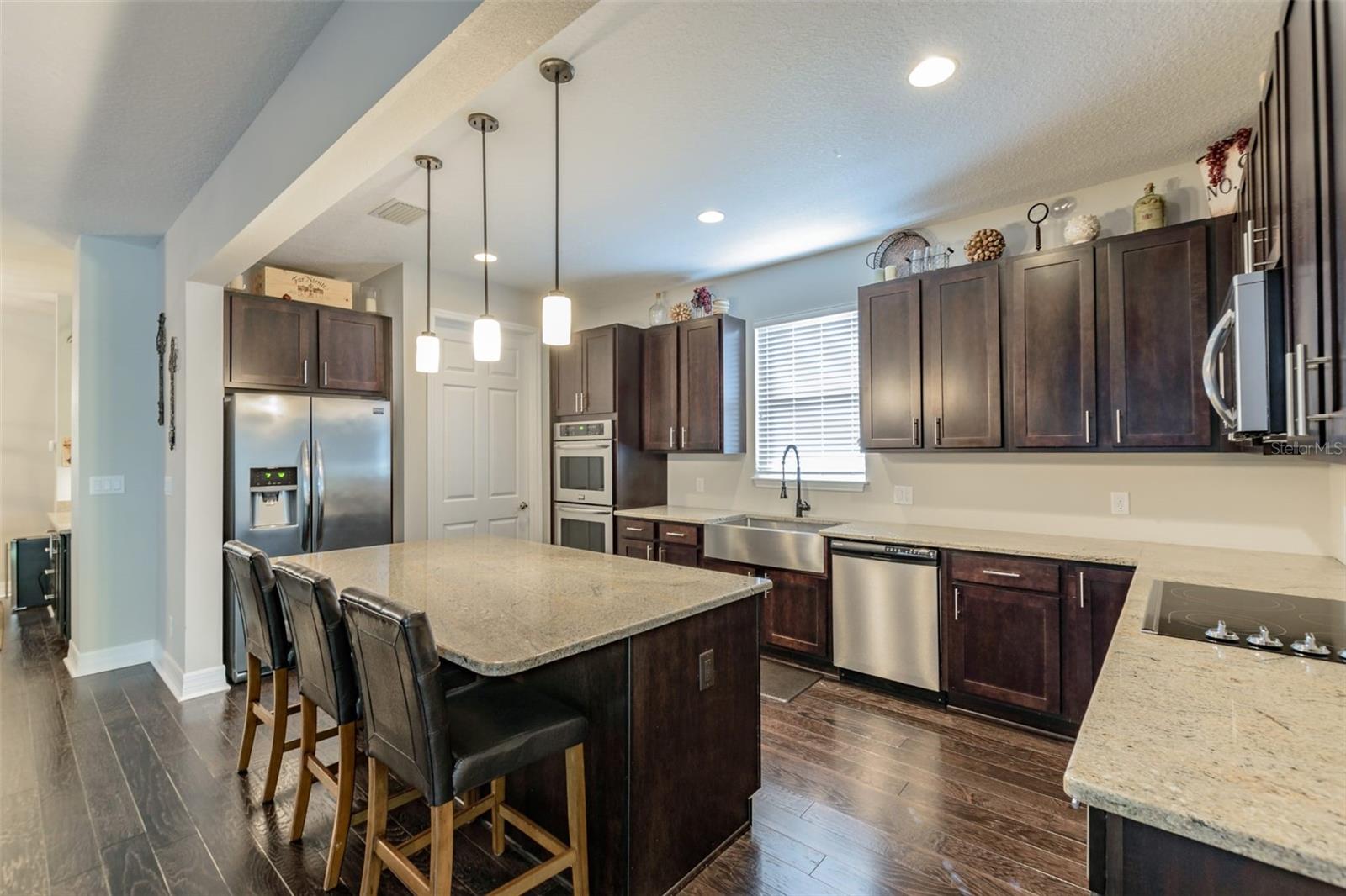 Image 15 of 61 For 407 Tampania Avenue