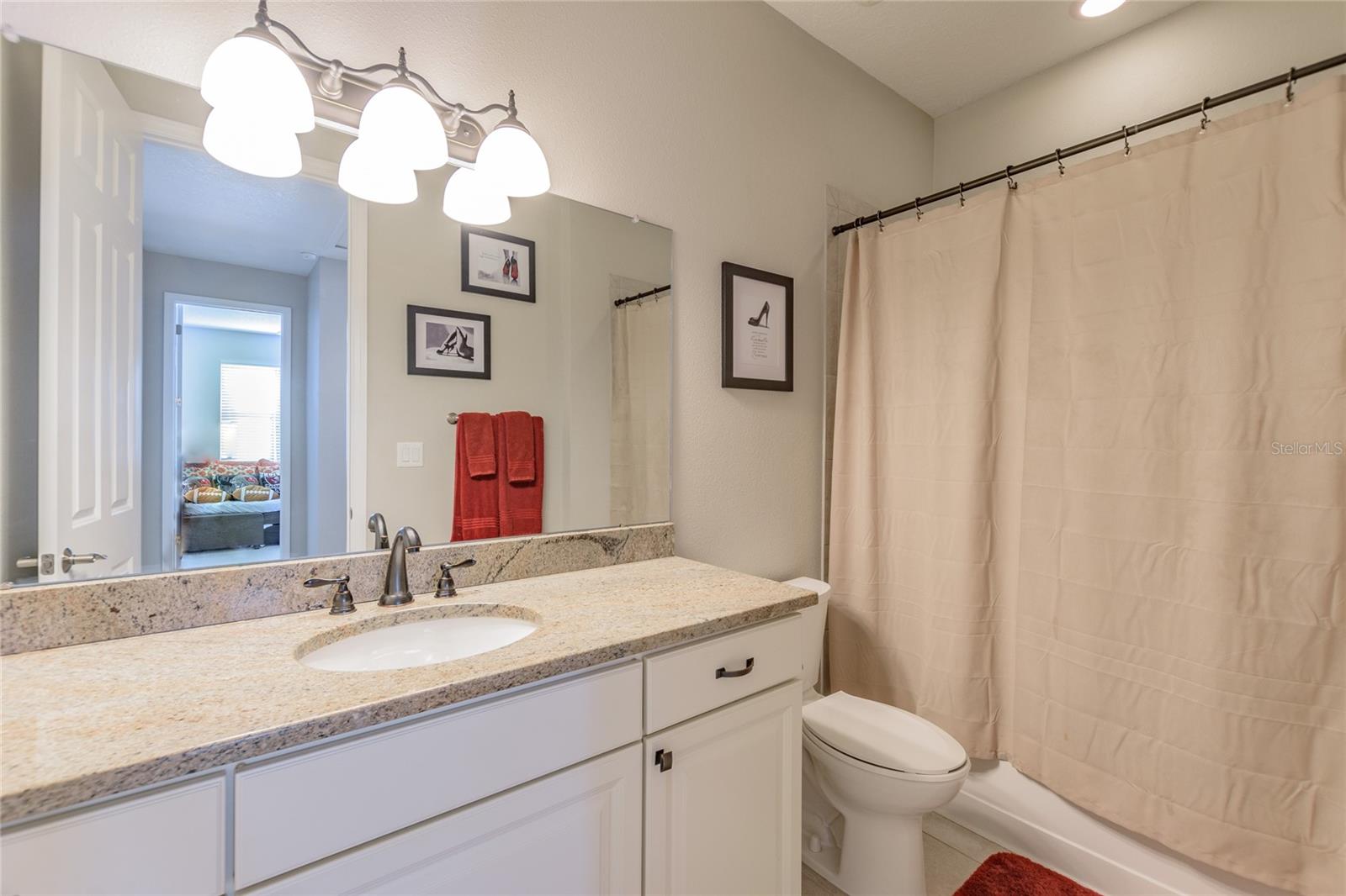 Image 31 of 61 For 407 Tampania Avenue