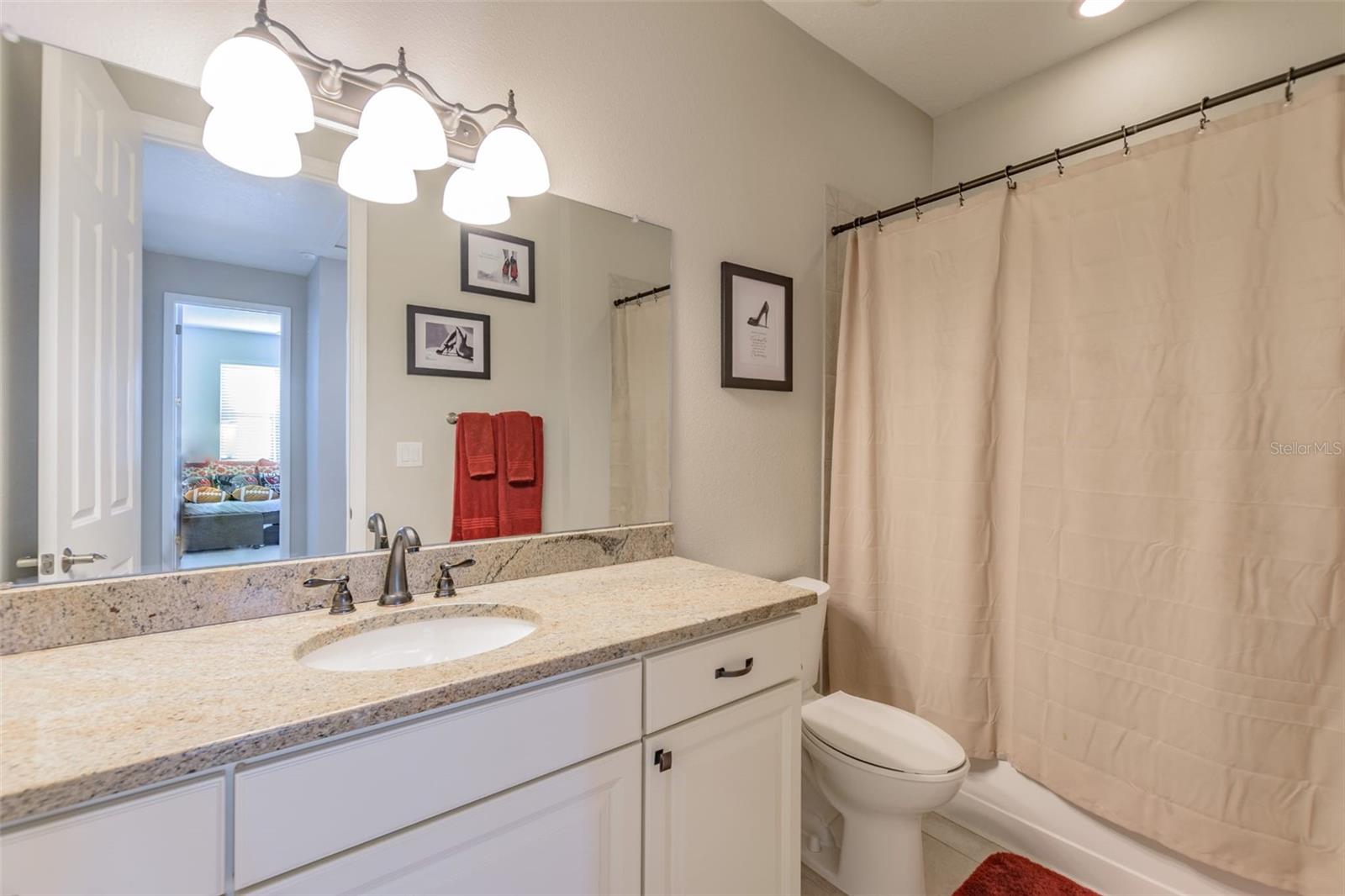 Image 32 of 61 For 407 Tampania Avenue