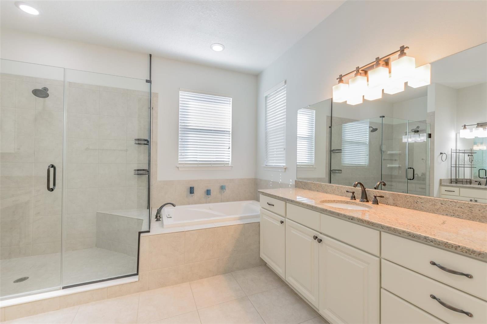 Image 33 of 61 For 407 Tampania Avenue