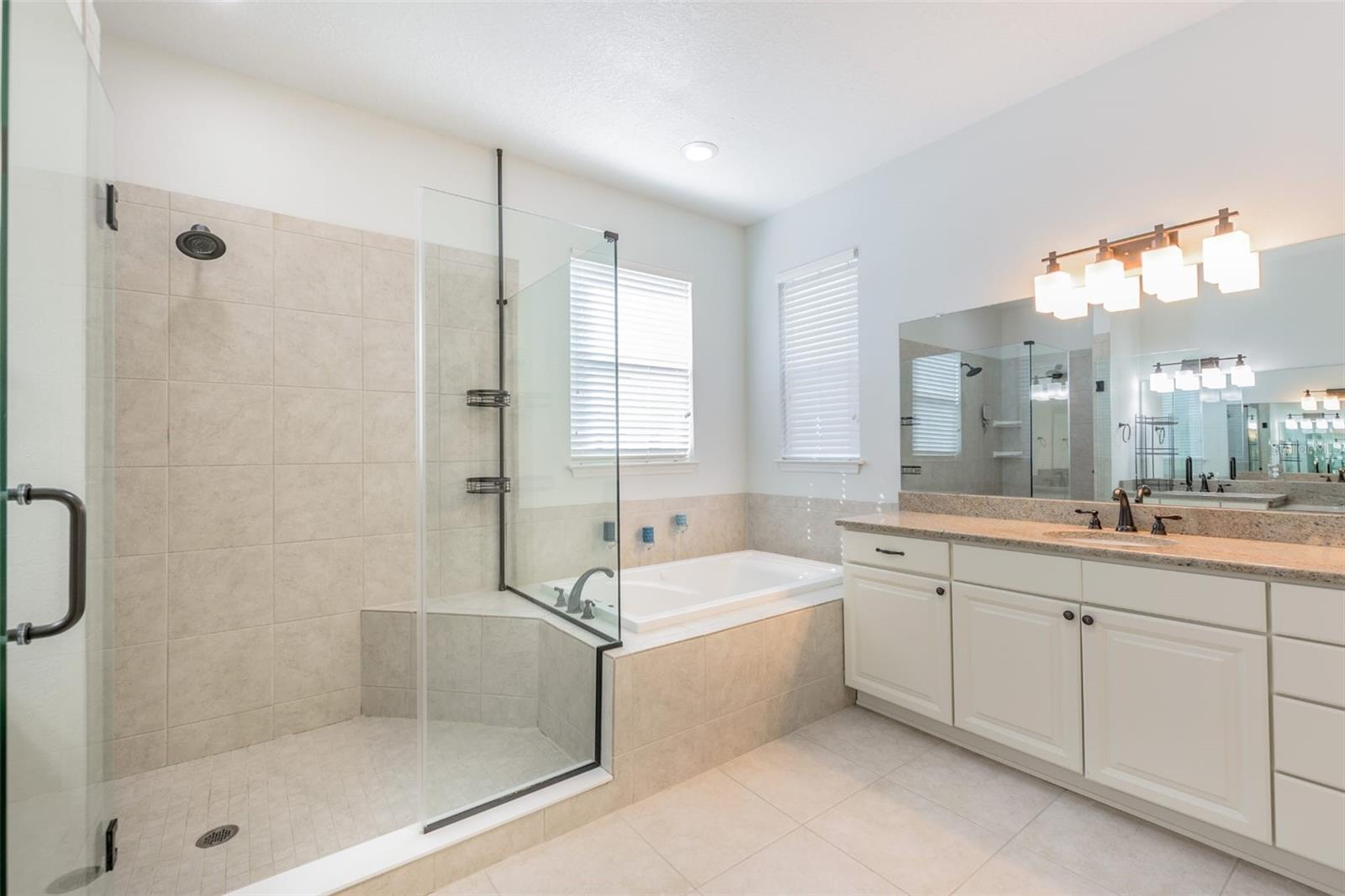 Image 34 of 61 For 407 Tampania Avenue