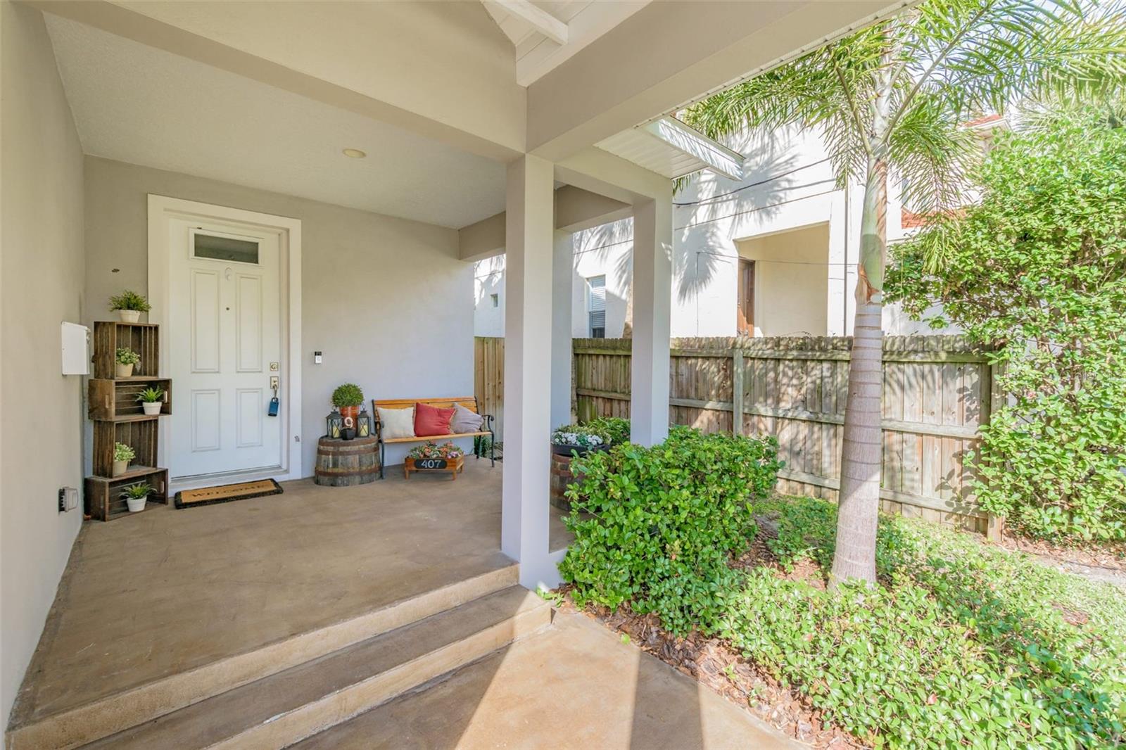 Image 46 of 61 For 407 Tampania Avenue