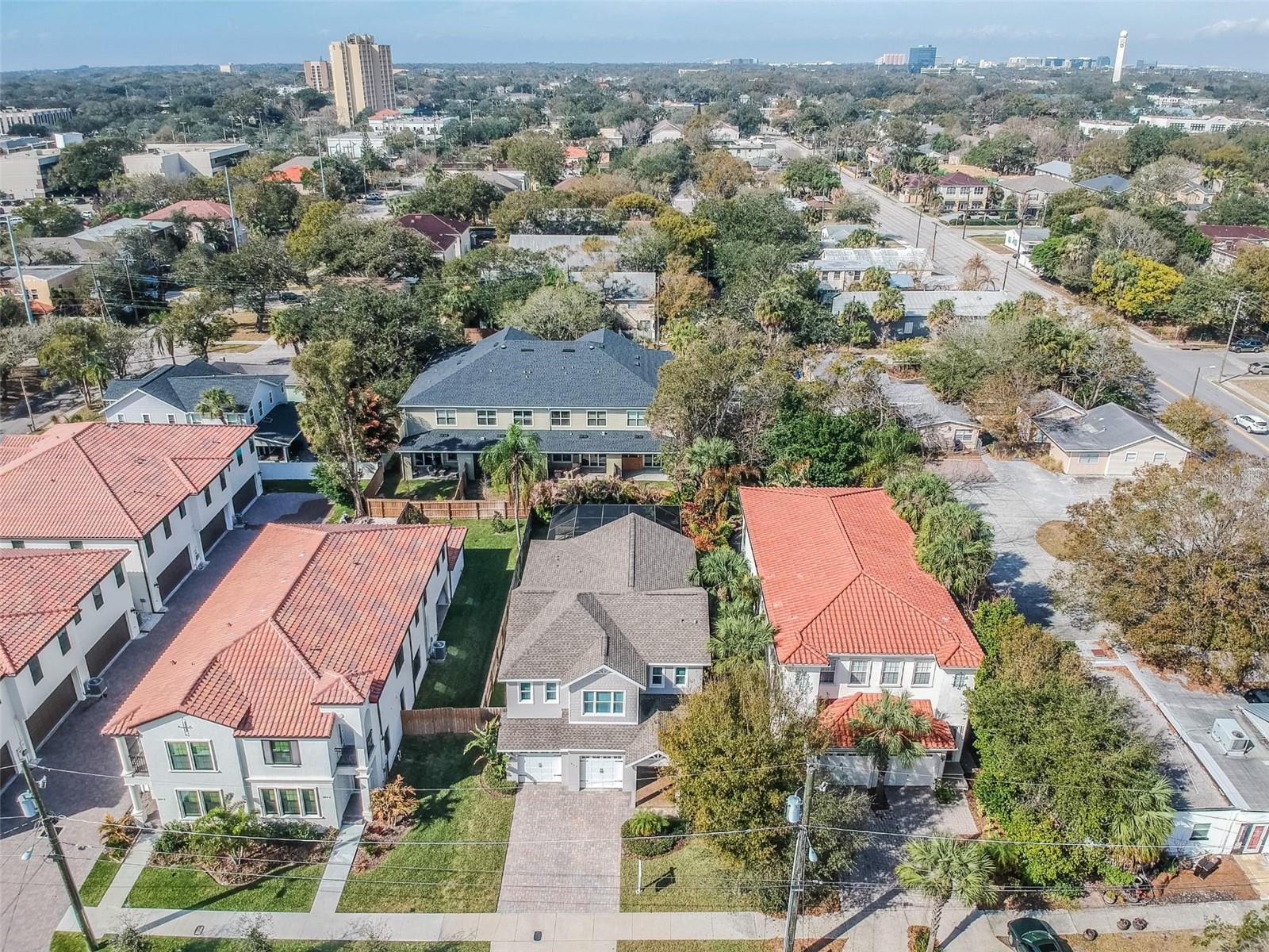 Image 52 of 61 For 407 Tampania Avenue