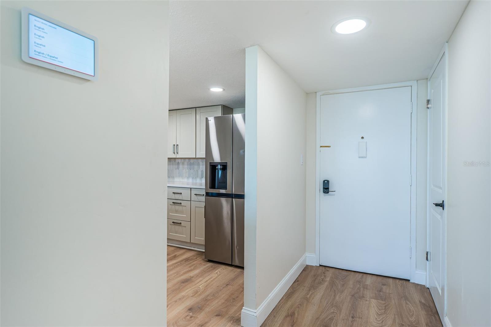 Image 10 of 66 For 7400 Sun Island Drive S 806