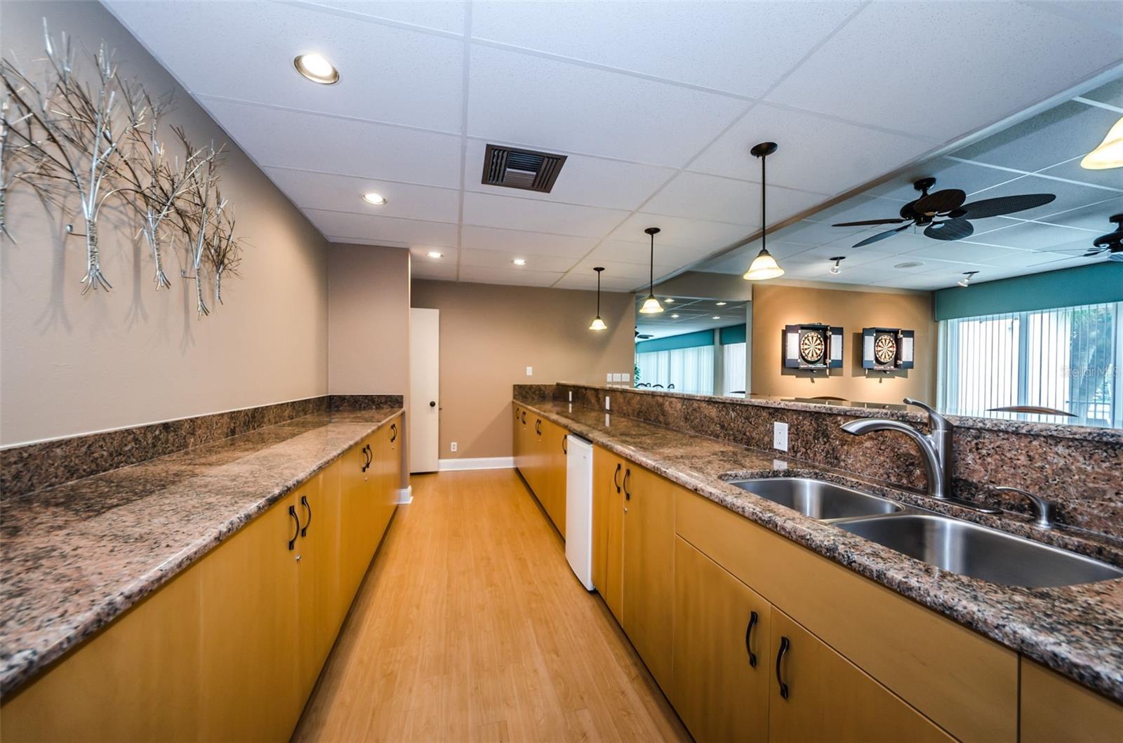 Image 50 of 66 For 7400 Sun Island Drive S 806