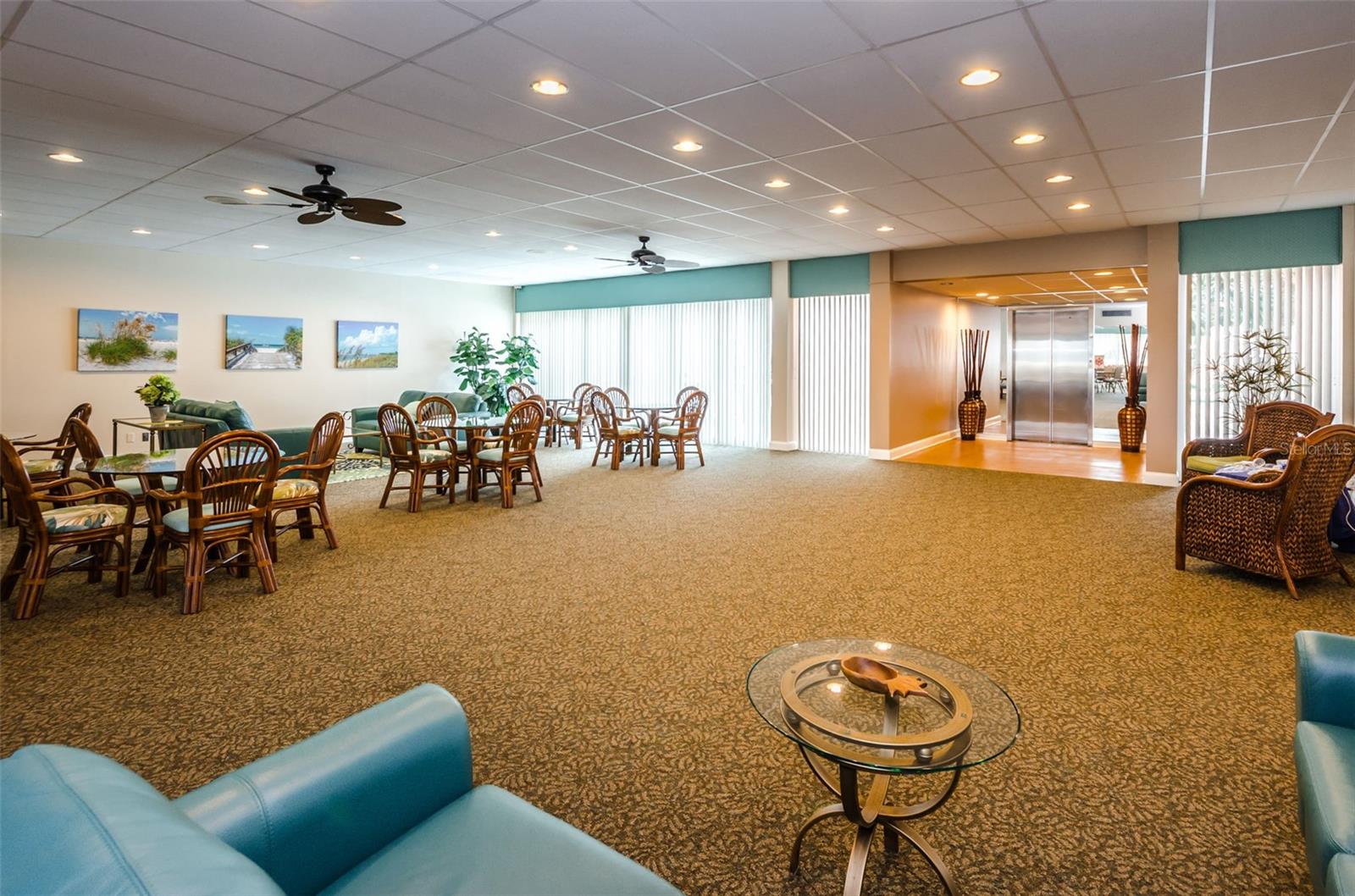 Image 53 of 66 For 7400 Sun Island Drive S 806