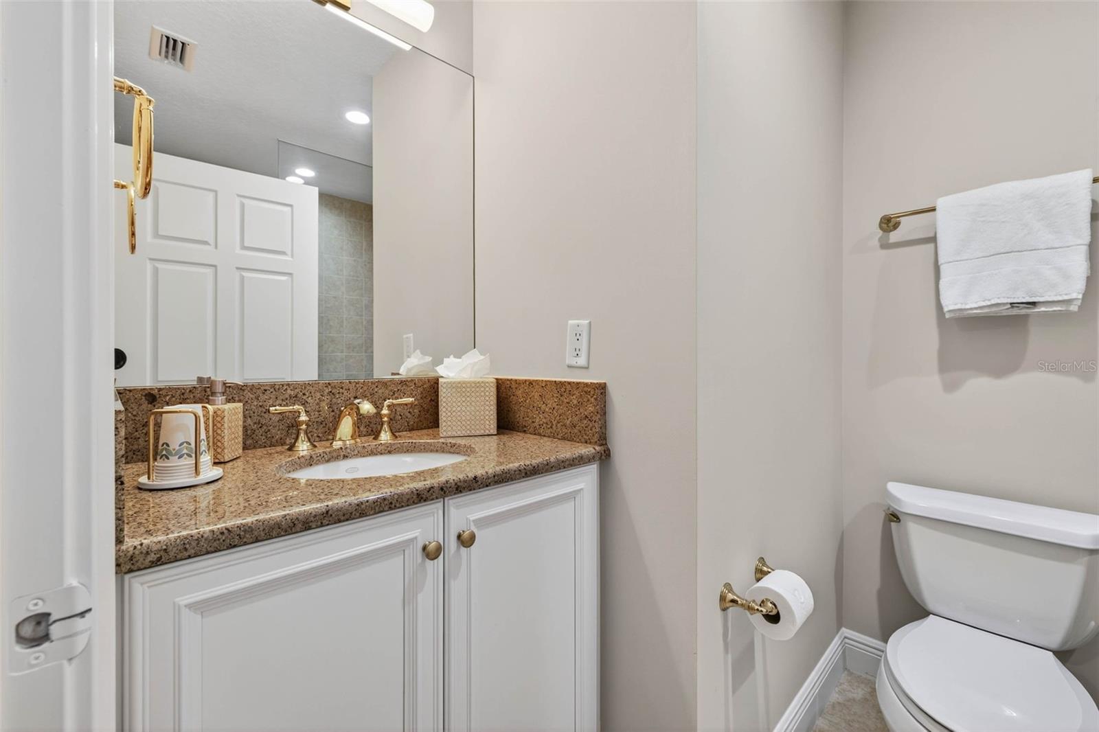 Image 22 of 55 For 15 Somerset Street 4a