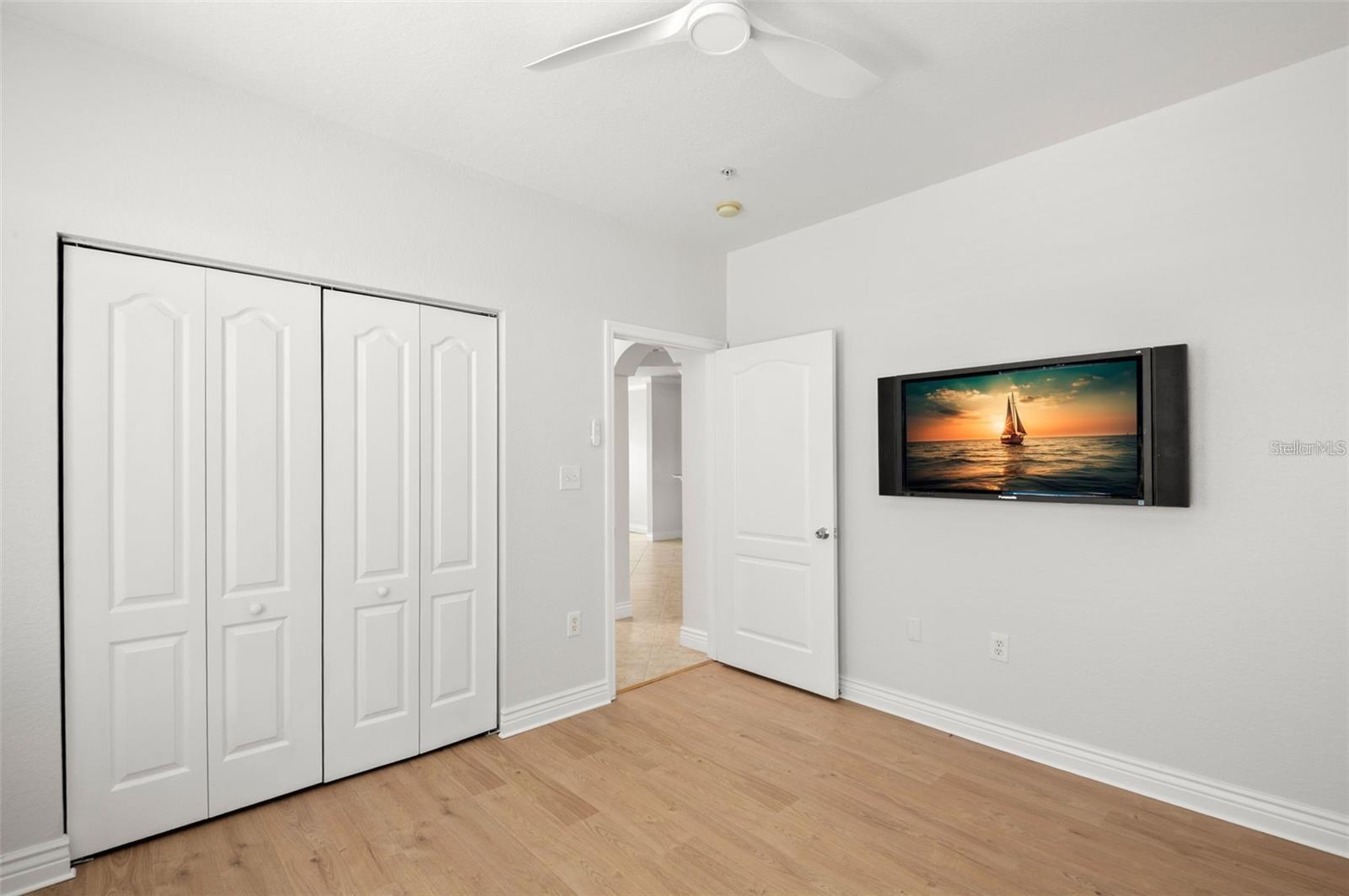 Image 10 of 12 For 2724 Via Murano  631