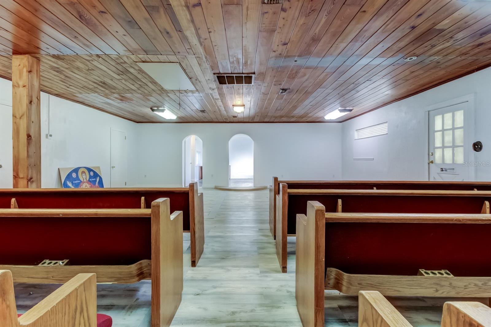 Image 11 of 70 For 4539 Mile Stretch Drive