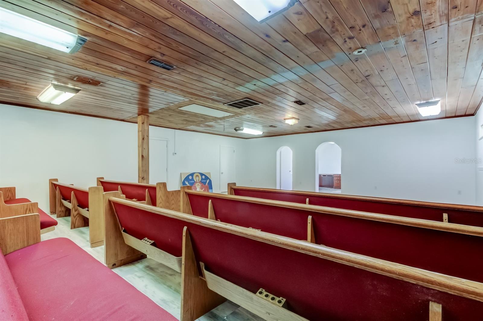 Image 12 of 70 For 4539 Mile Stretch Drive