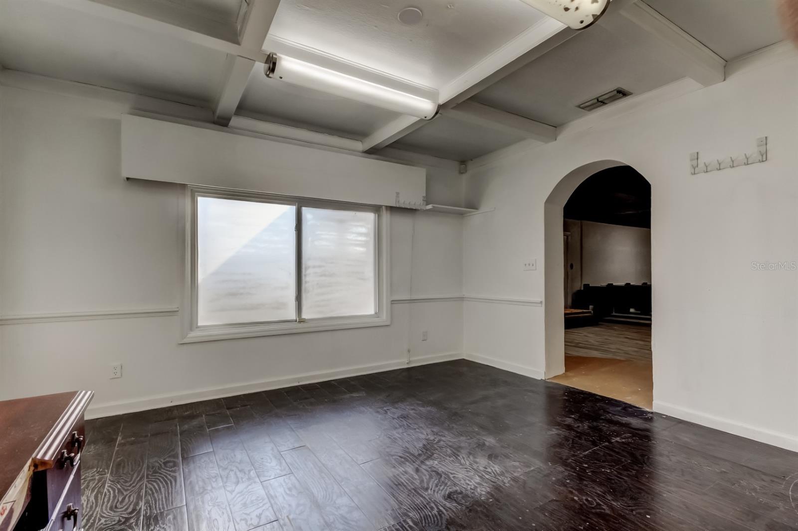 Image 15 of 70 For 4539 Mile Stretch Drive