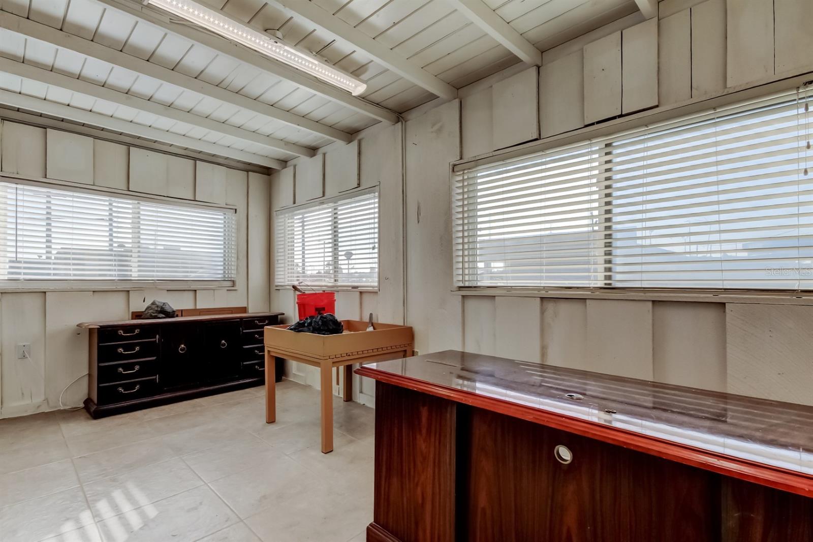 Image 21 of 70 For 4539 Mile Stretch Drive